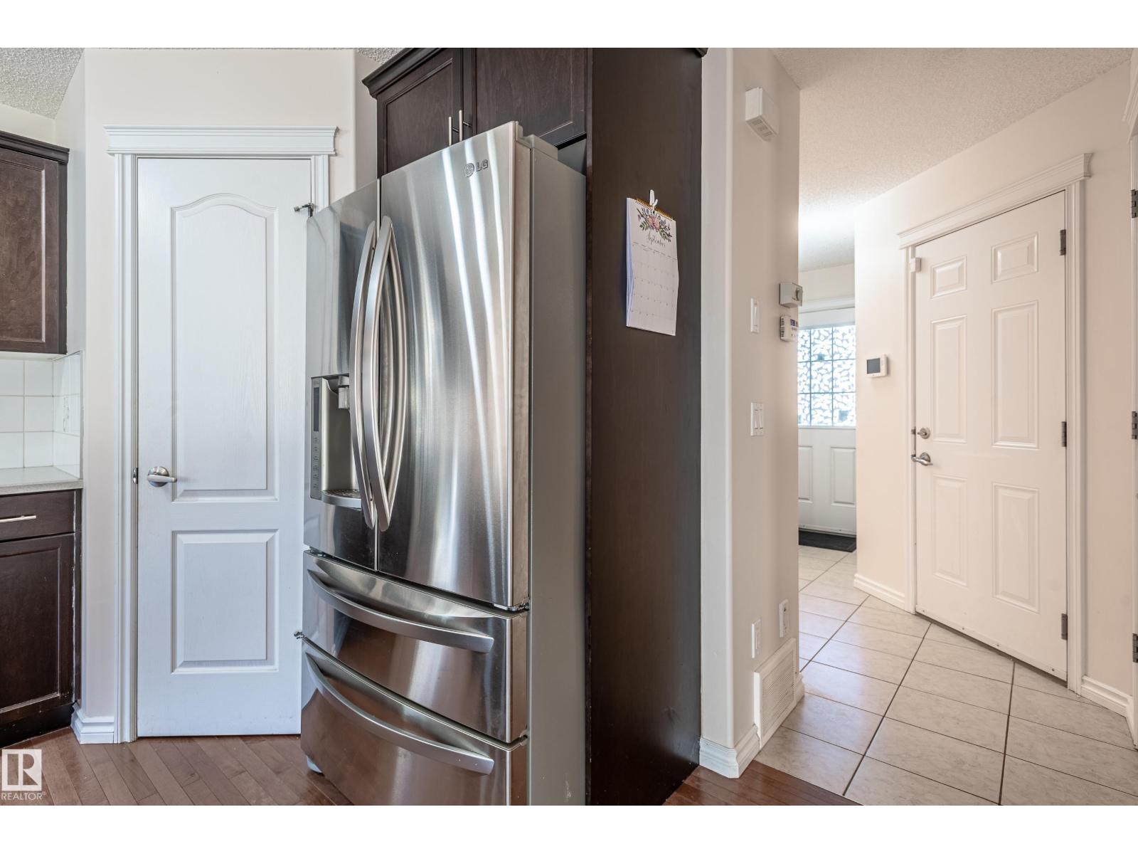 1631 65 St Sw, Edmonton, Alberta  T6X 0N1 - Photo 6 - E4463722