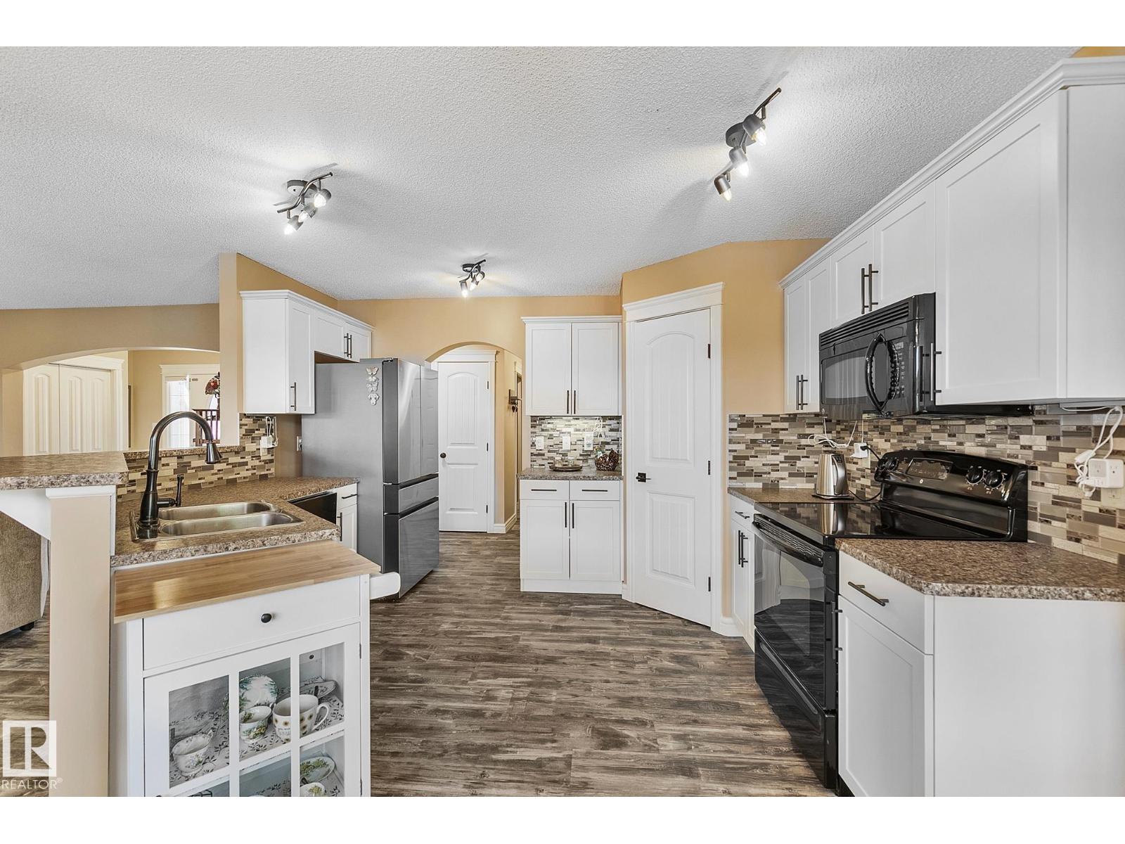 15 Harwood Co, Spruce Grove, Alberta  T7X 0H7 - Photo 11 - E4463723