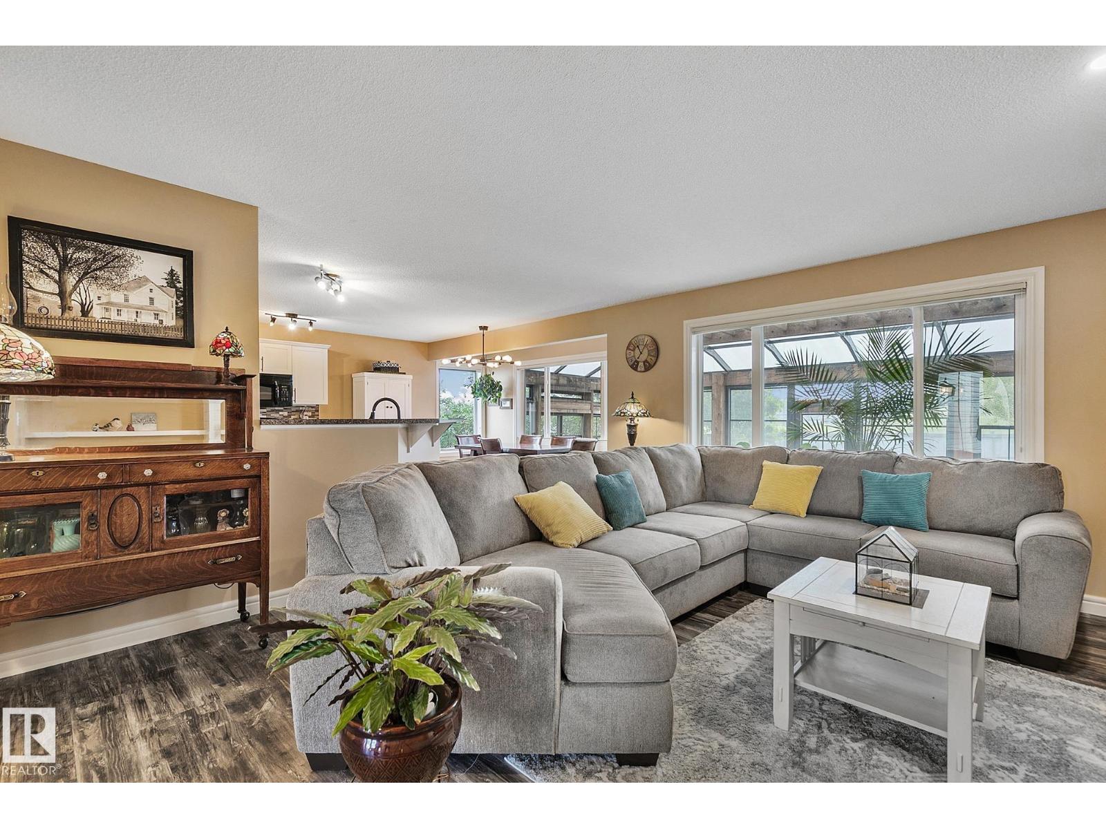 15 Harwood Co, Spruce Grove, Alberta  T7X 0H7 - Photo 8 - E4463723