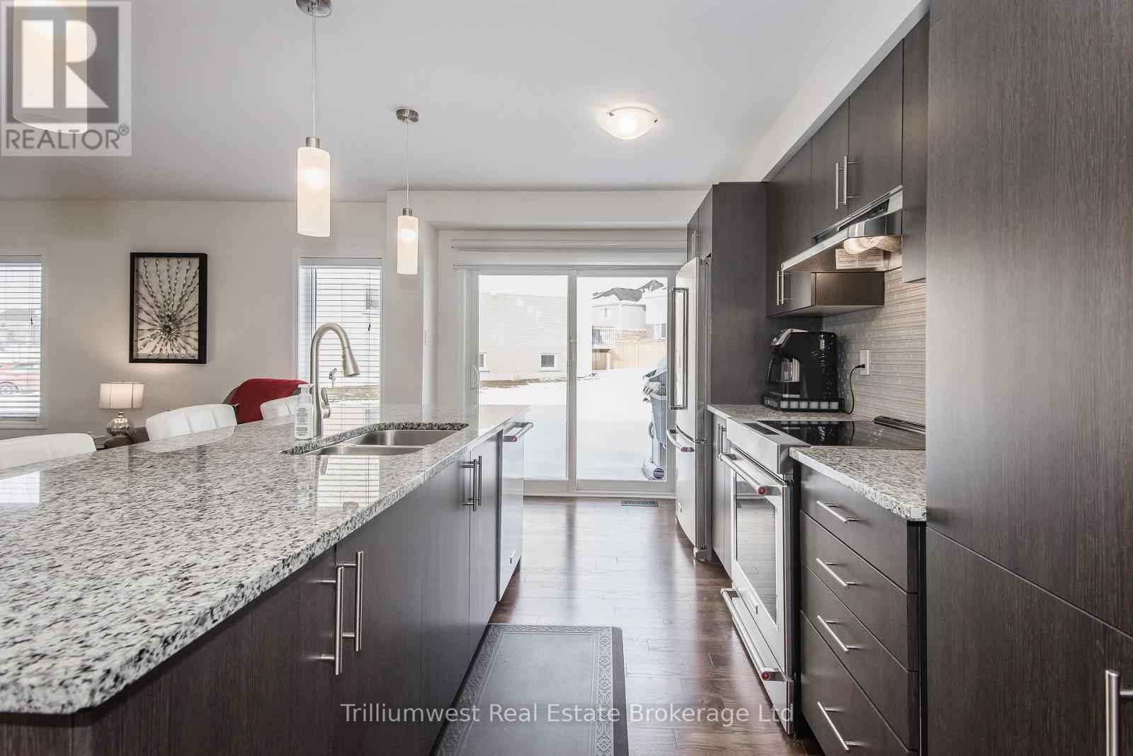 23 Compass Trail, Cambridge, Ontario  N1H 4R6 - Photo 10 - X12485011