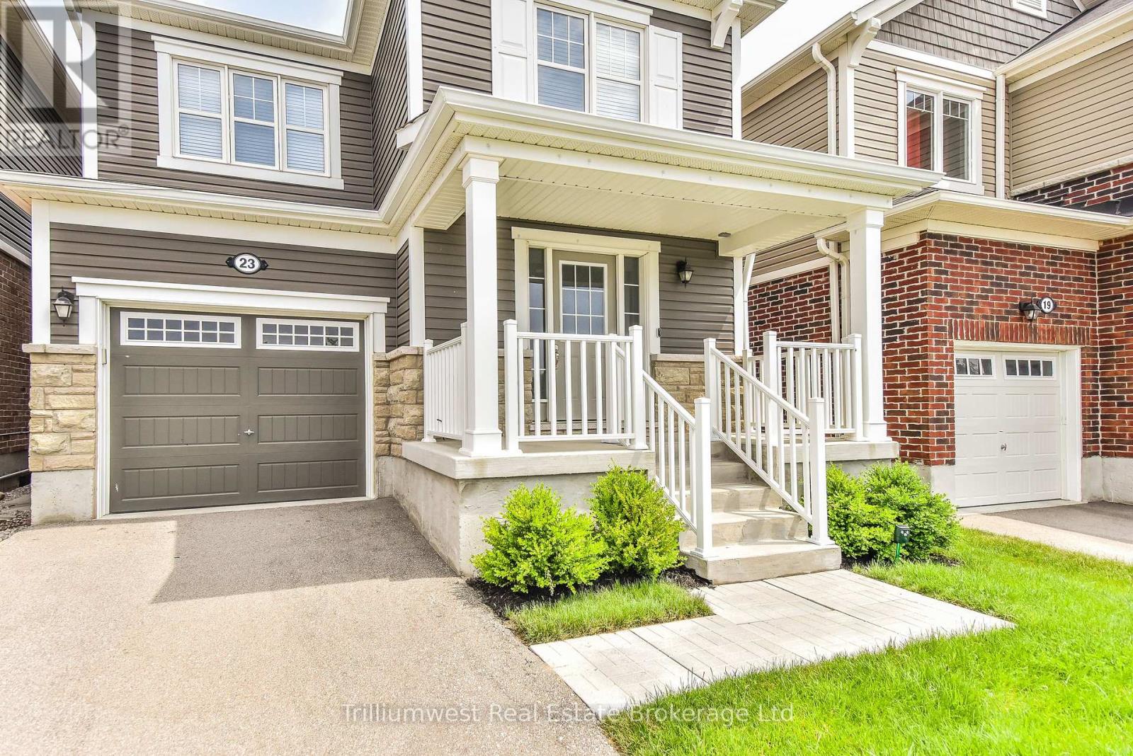 23 Compass Trail, Cambridge, Ontario  N1H 4R6 - Photo 4 - X12485011