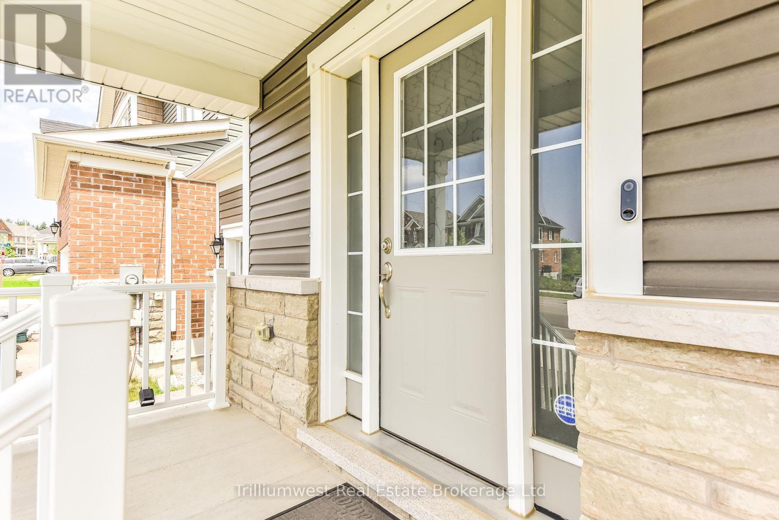 23 Compass Trail, Cambridge, Ontario  N1H 4R6 - Photo 5 - X12485011