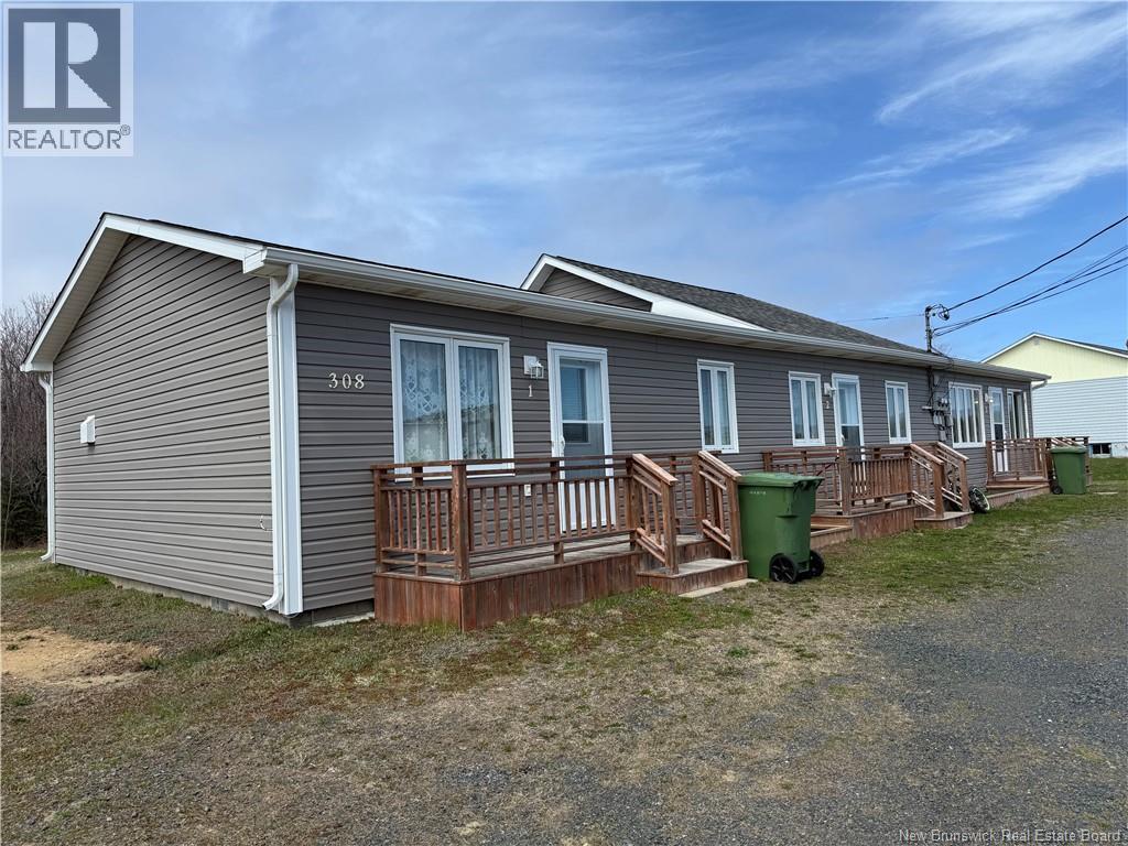 308 Rue Du Pêcheur Nord, Lamèque, New Brunswick  E8T 1K3 - Photo 3 - NB111617