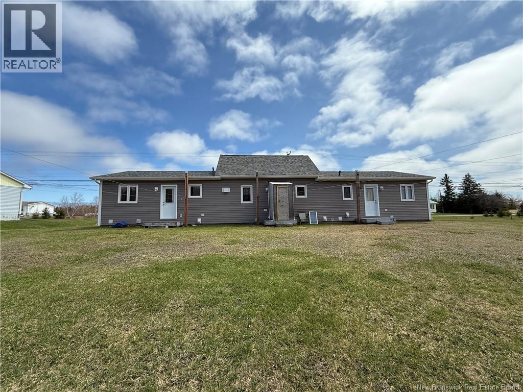 308 Rue Du Pêcheur Nord, Lamèque, New Brunswick  E8T 1K3 - Photo 6 - NB111617