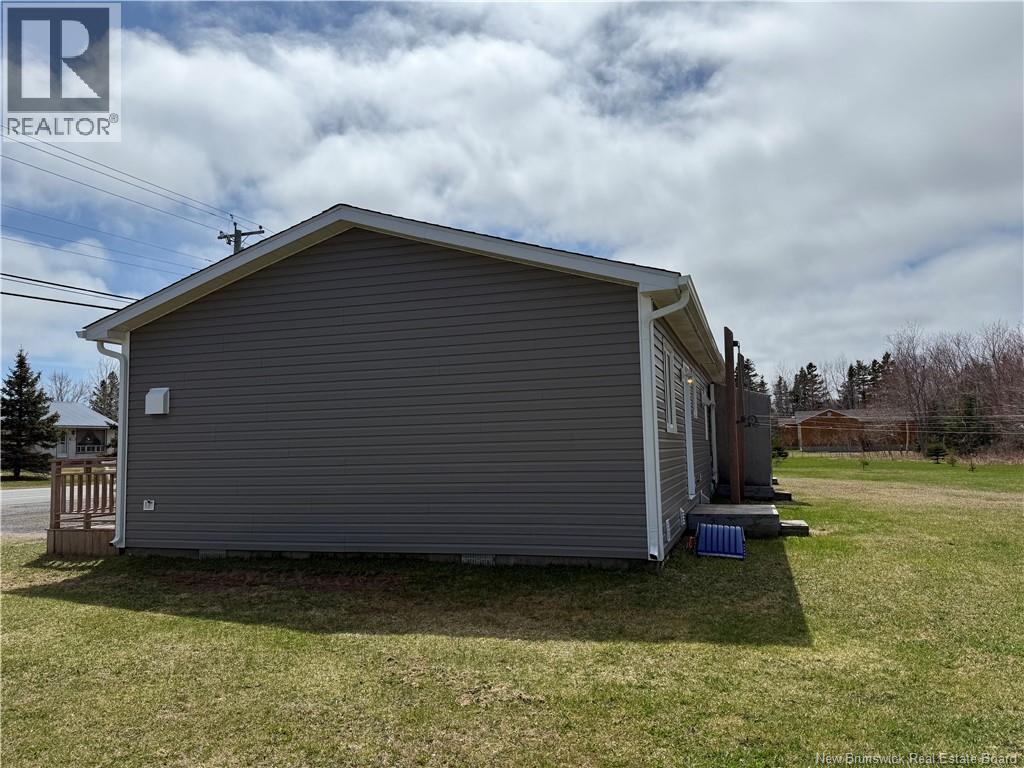 308 Rue Du Pêcheur Nord, Lamèque, New Brunswick  E8T 1K3 - Photo 5 - NB111617