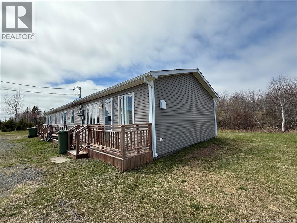 308 Rue Du Pêcheur Nord, Lamèque, New Brunswick  E8T 1K3 - Photo 7 - NB111617