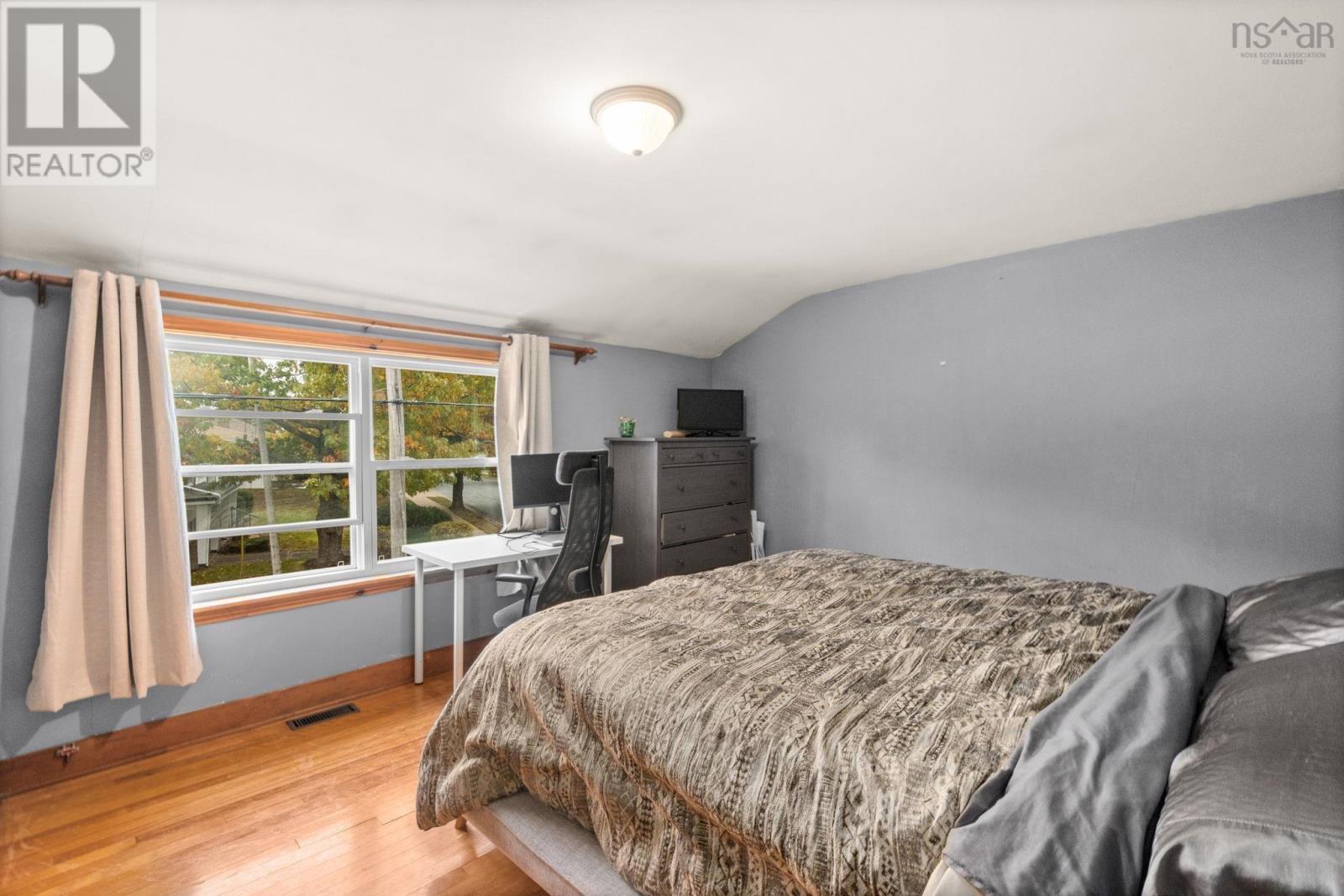 33 Pinehill Road, Dartmouth, Nova Scotia  B3A 2G2 - Photo 11 - 202526362