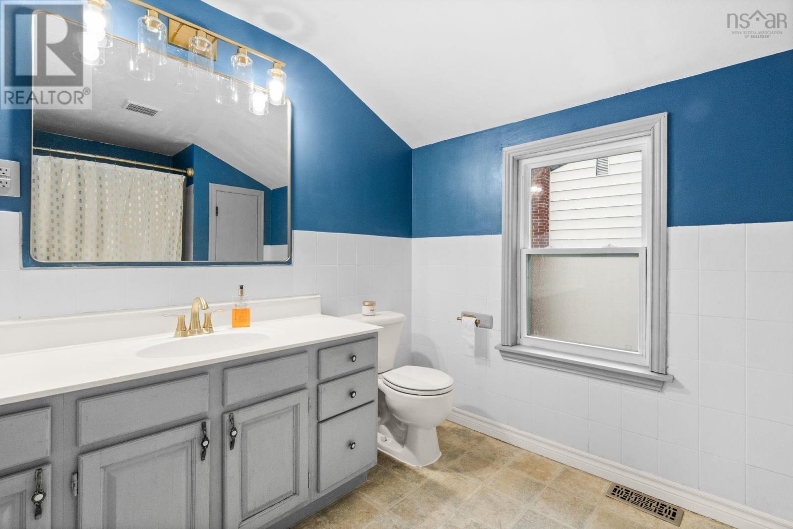 33 Pinehill Road, Dartmouth, Nova Scotia  B3A 2G2 - Photo 17 - 202526362