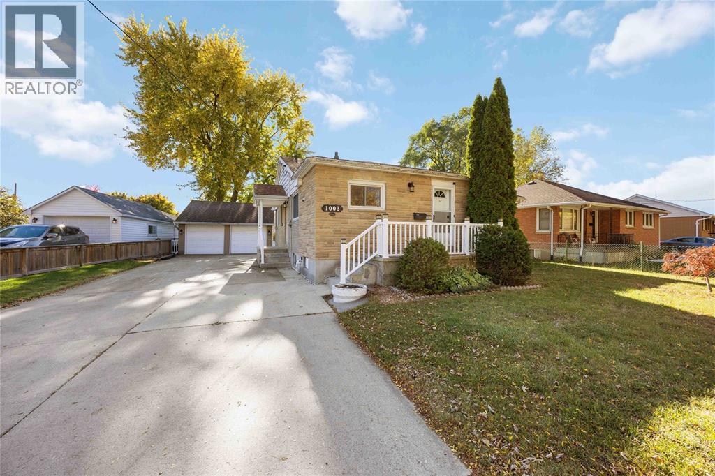 1003 Germain Street, Sarnia, Ontario N7S 1L9 - Photo 2 - 25026971