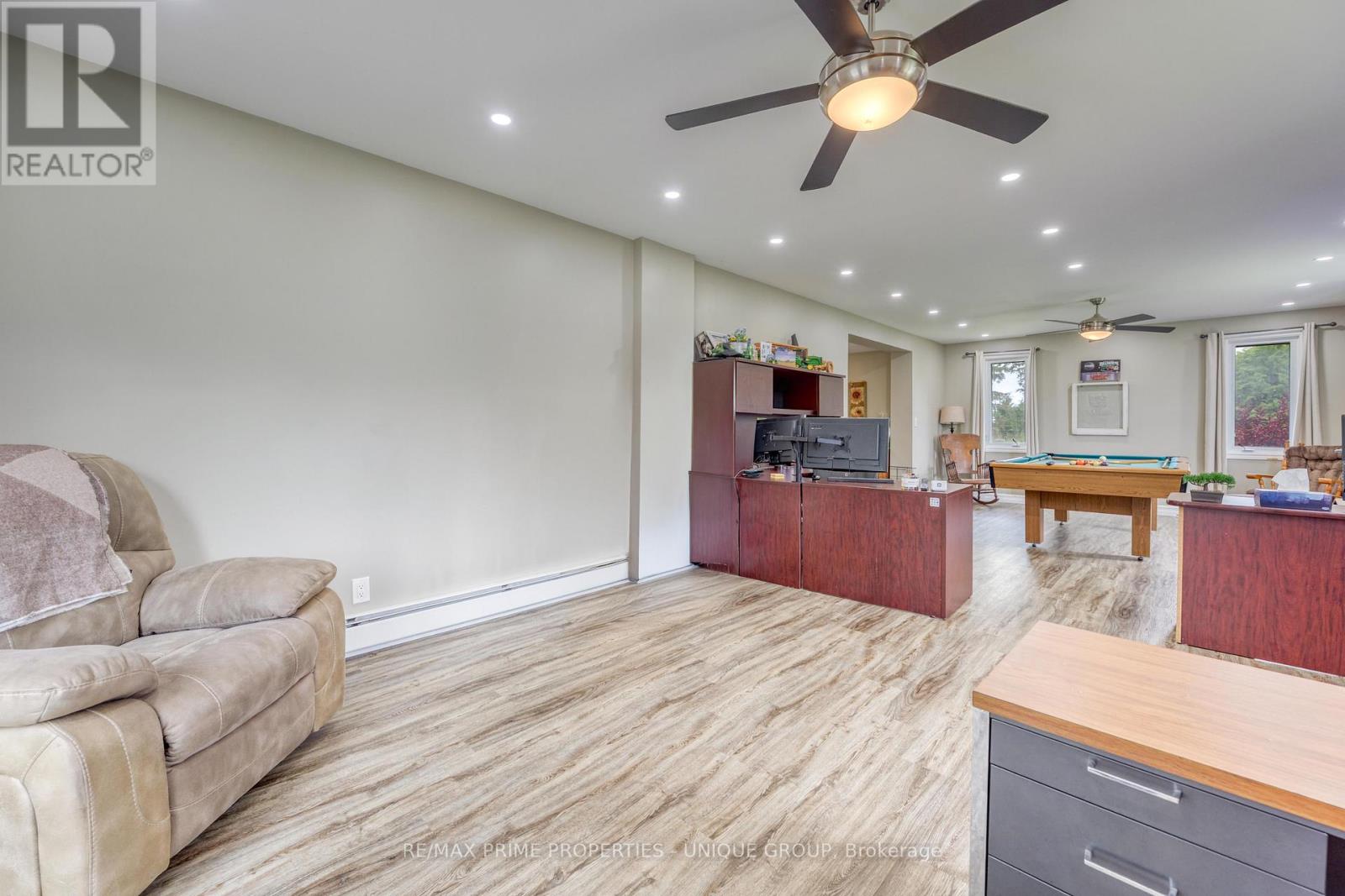 2274 Jackson Road, Sarnia, Ontario  N7T 7H2 - Photo 13 - X12485019