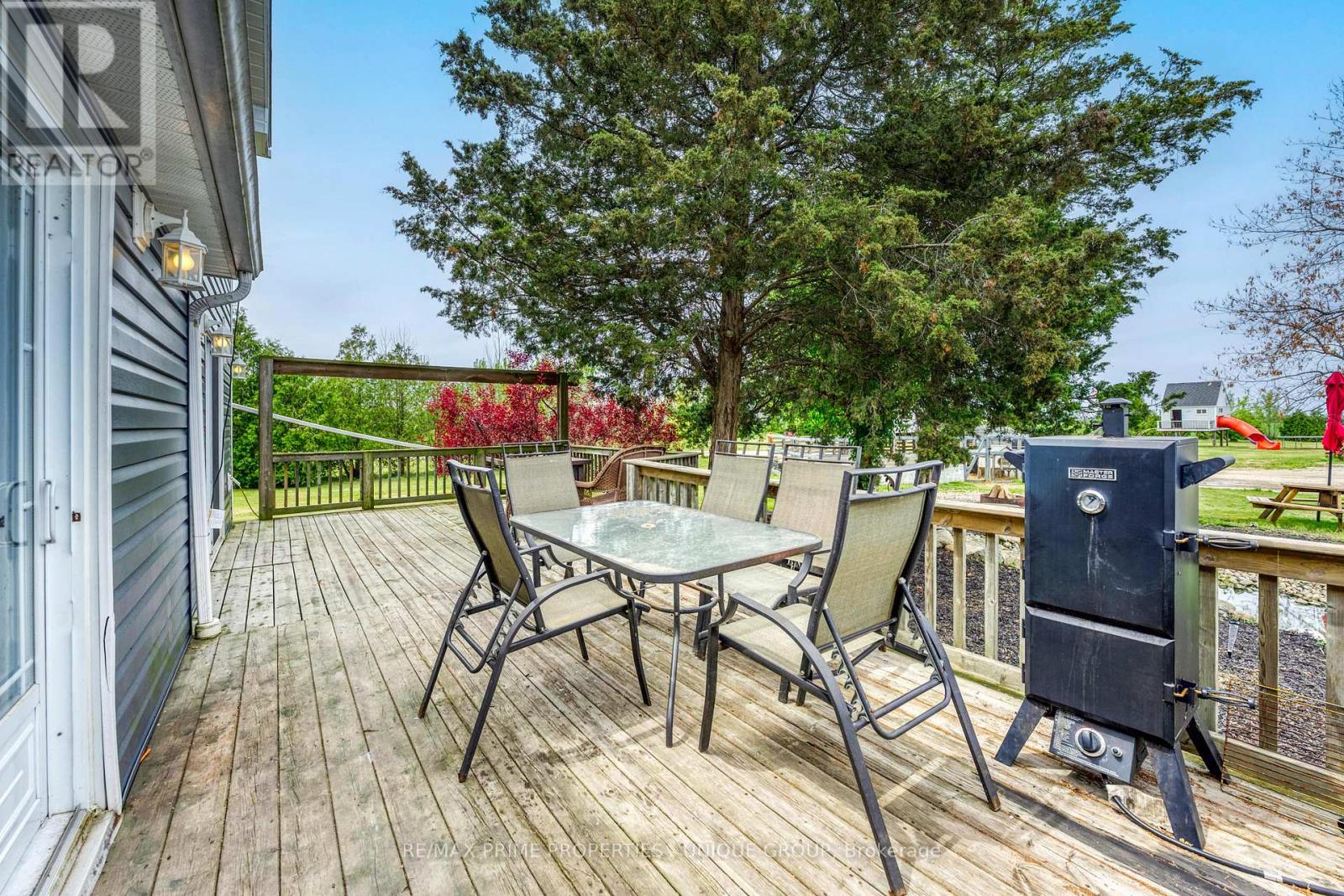 2274 Jackson Road, Sarnia, Ontario  N7T 7H2 - Photo 33 - X12485019