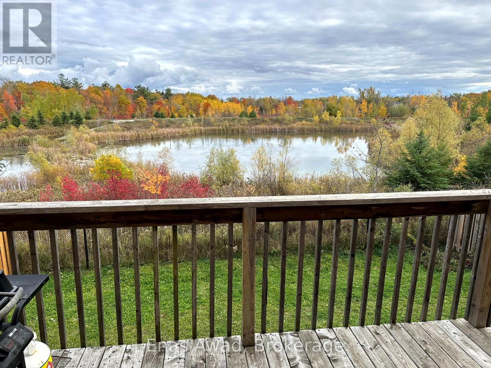 1345 Bardeau Street, Innisfil, Ontario  L0L 1W0 - Photo 2 - N12468912