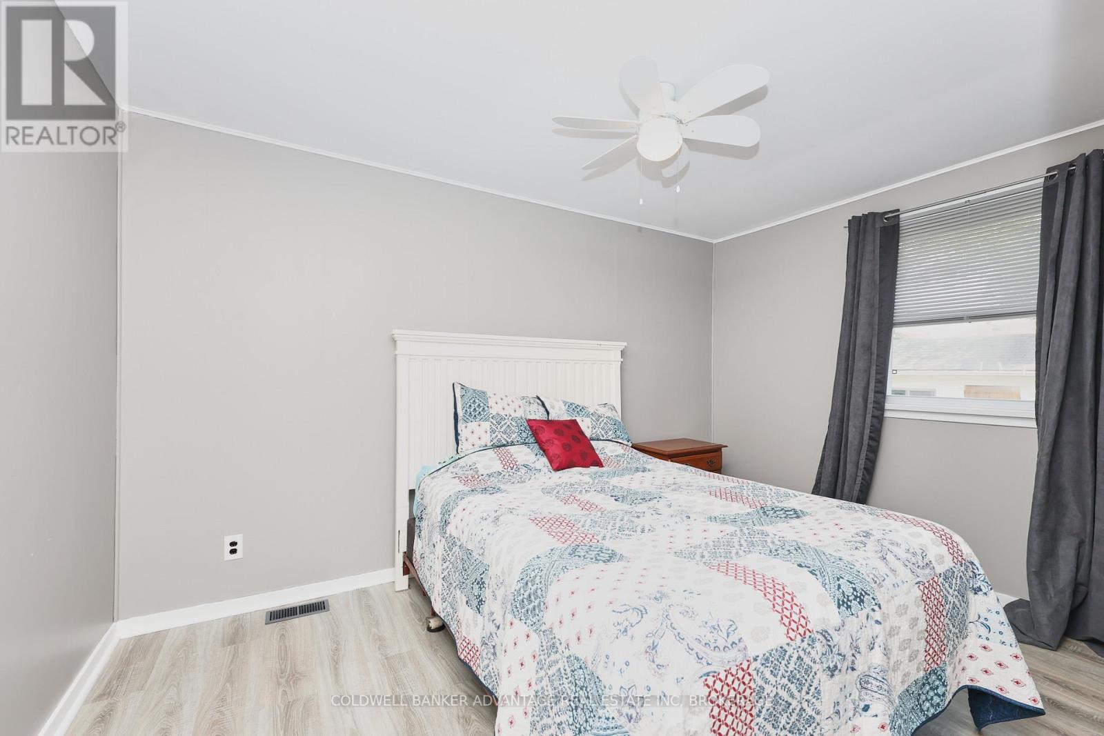 17 Clifford Avenue, Welland, Ontario  L3C 2C6 - Photo 15 - X12480010