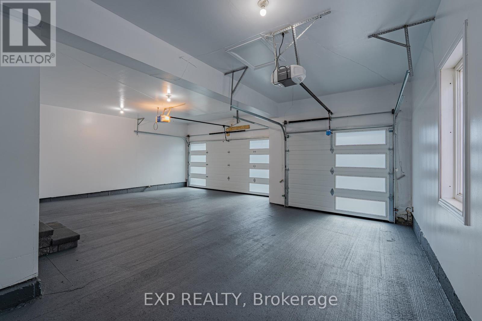 15 Wellsmere Court, Ottawa, Ontario  K2E 8C2 - Photo 47 - X12484989