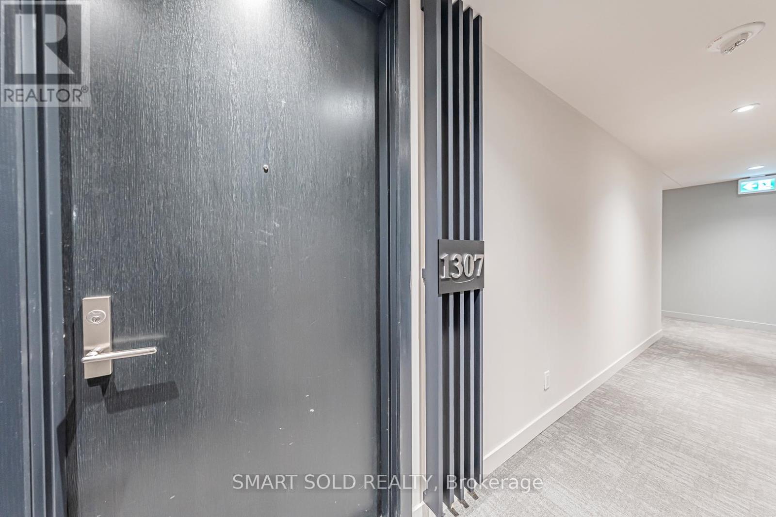 1307 - 81 Wellesley Street E, Toronto, Ontario  M4Y 0C5 - Photo 6 - C12484988