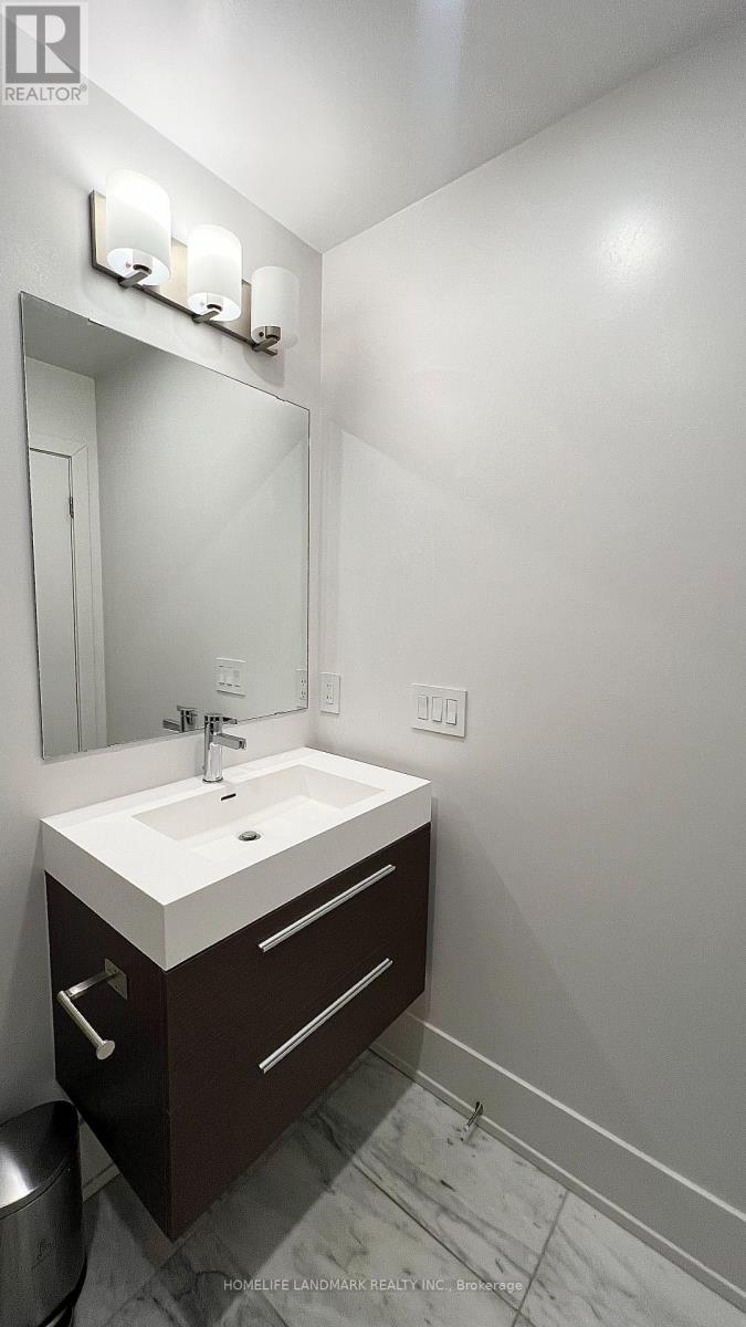 Th #17 - 270 Davenport Road, Toronto, Ontario  M5R 1J8 - Photo 10 - C12485009