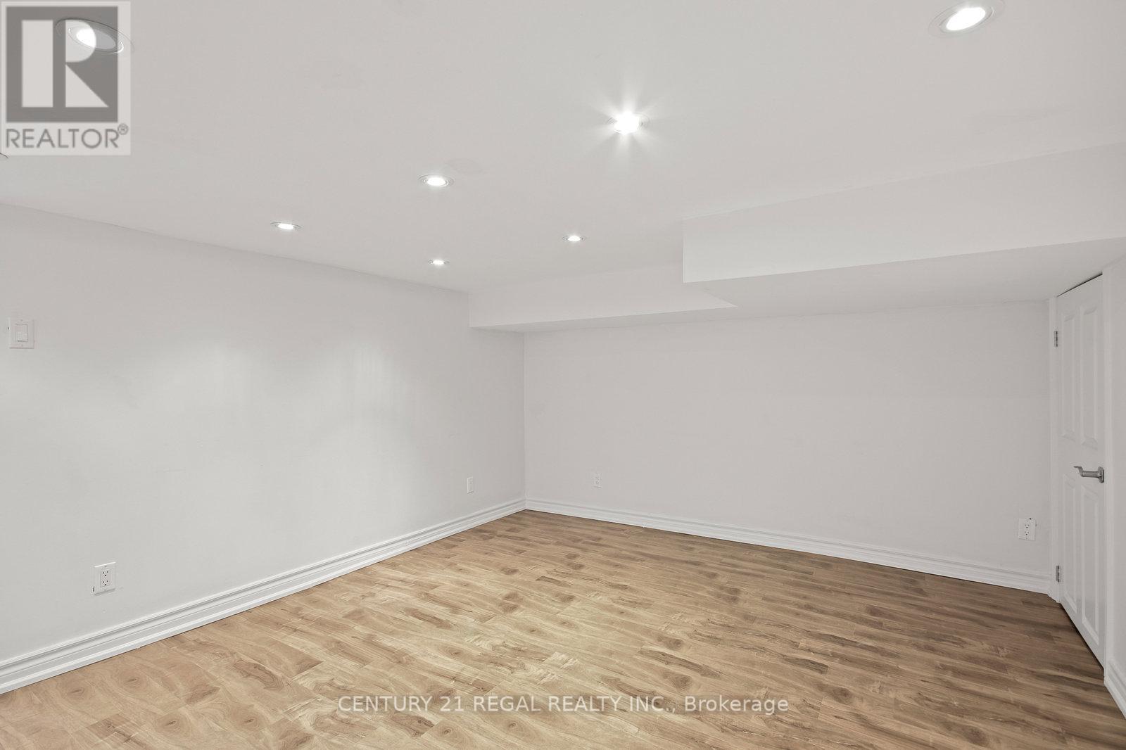 300 Montrose Avenue, Toronto, Ontario  M6G 3G8 - Photo 29 - C12485023