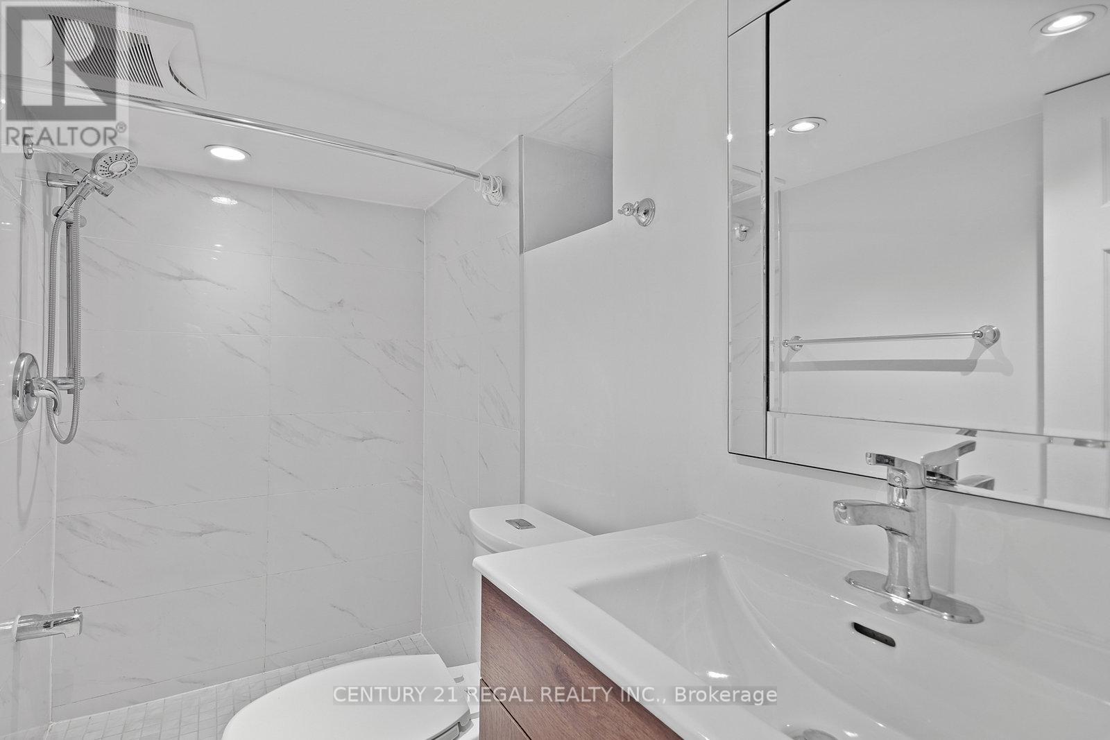 300 Montrose Avenue, Toronto, Ontario  M6G 3G8 - Photo 30 - C12485023
