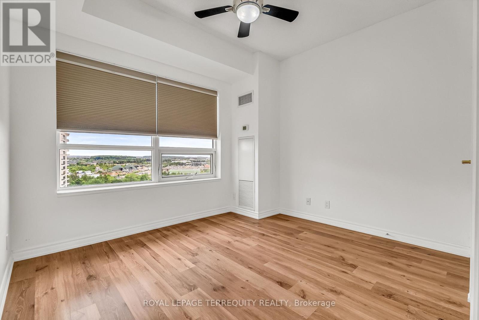 1409 - 9225 Jane Street, Vaughan, Ontario  L6A 0J7 - Photo 16 - N12485002