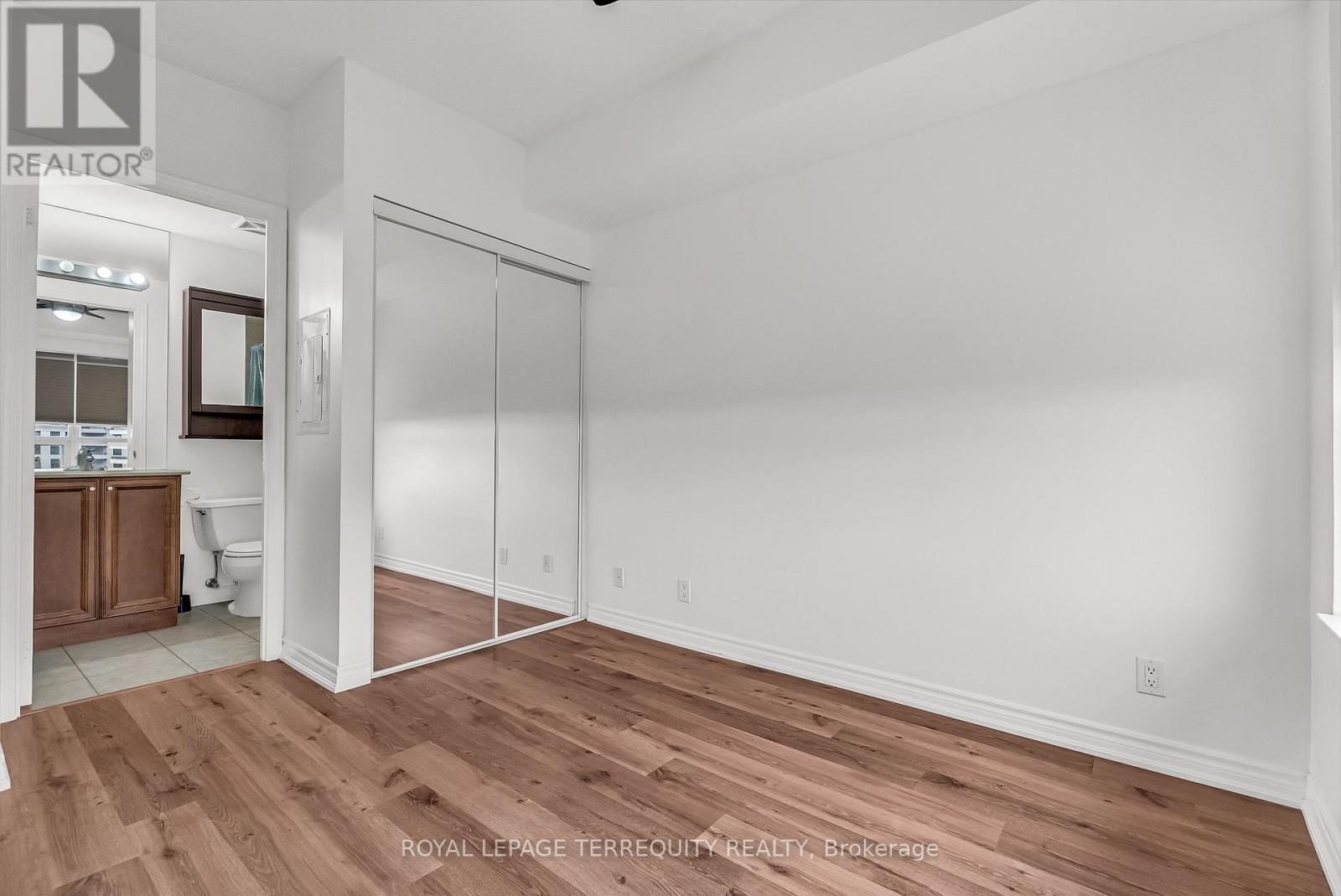 1409 - 9225 Jane Street, Vaughan, Ontario  L6A 0J7 - Photo 17 - N12485002