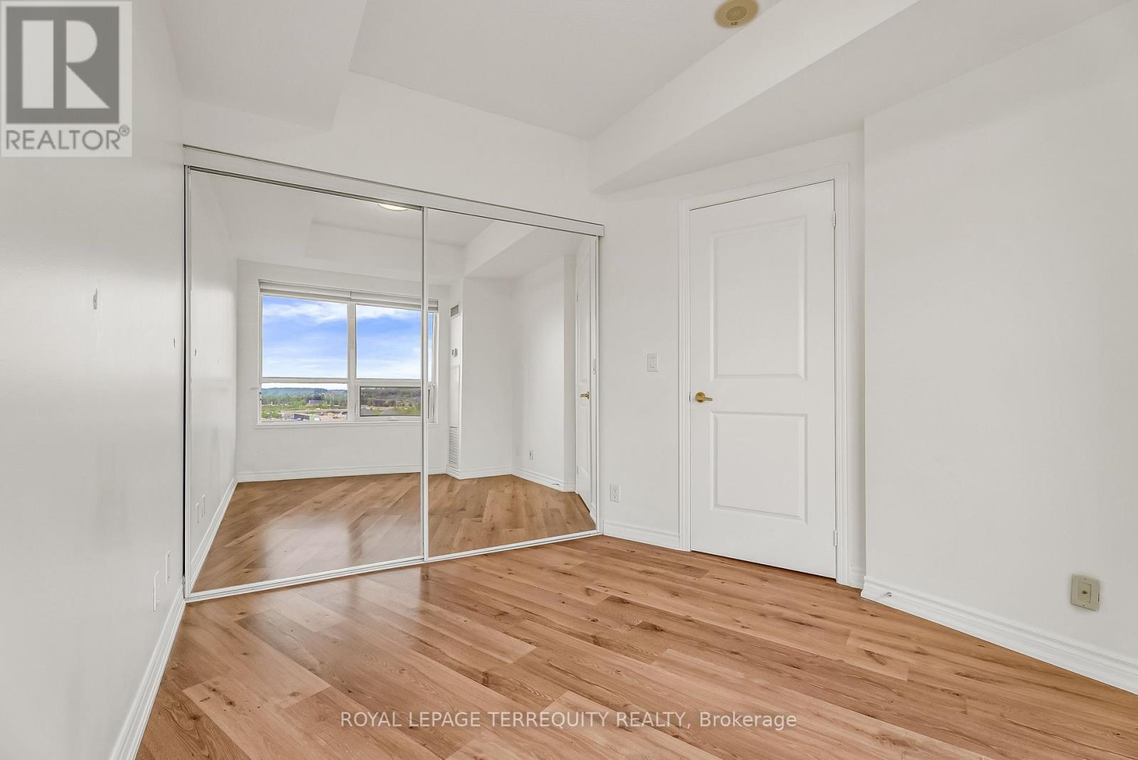 1409 - 9225 Jane Street, Vaughan, Ontario  L6A 0J7 - Photo 20 - N12485002