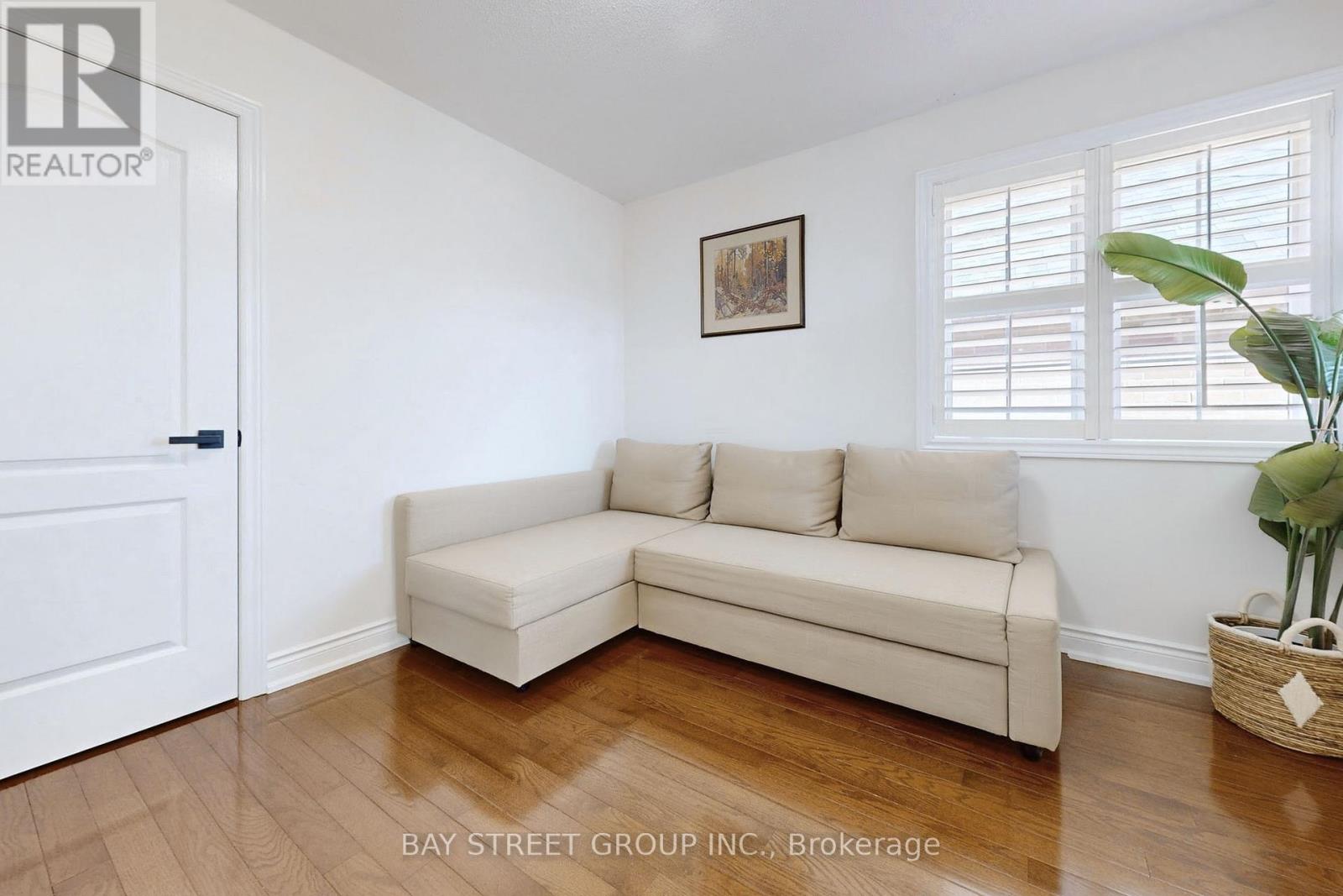 115 Colesbrook Road, Richmond Hill, Ontario  L4S 2G3 - Photo 27 - N12485018