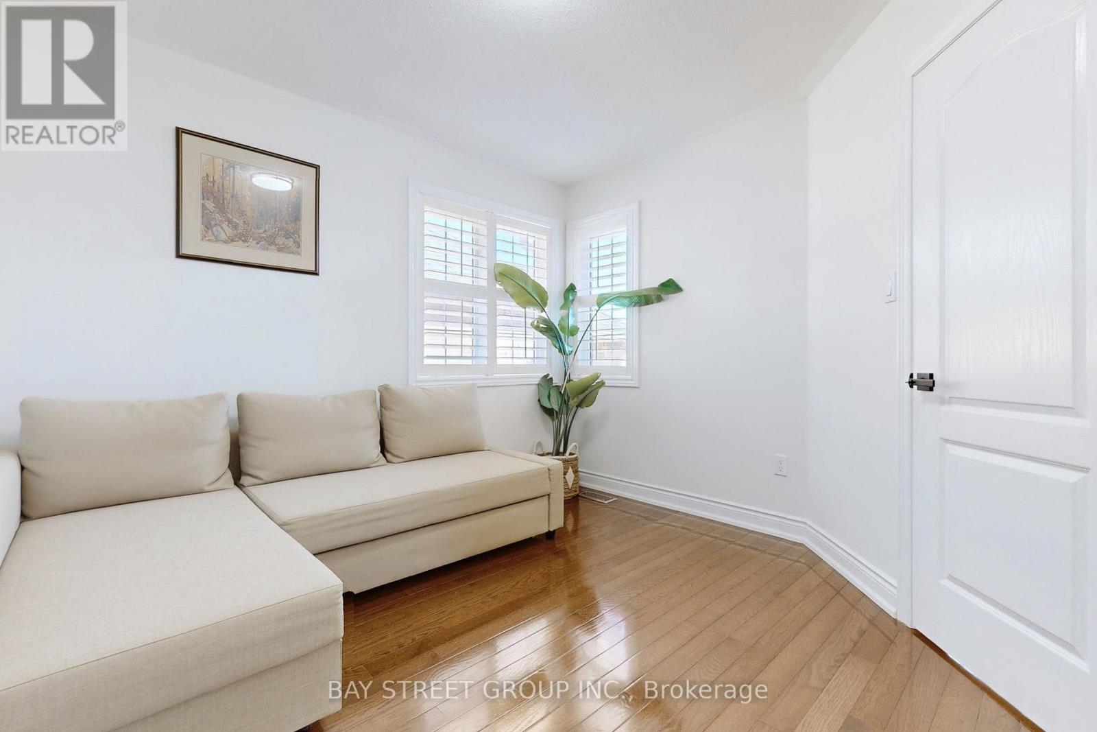 115 Colesbrook Road, Richmond Hill, Ontario  L4S 2G3 - Photo 28 - N12485018