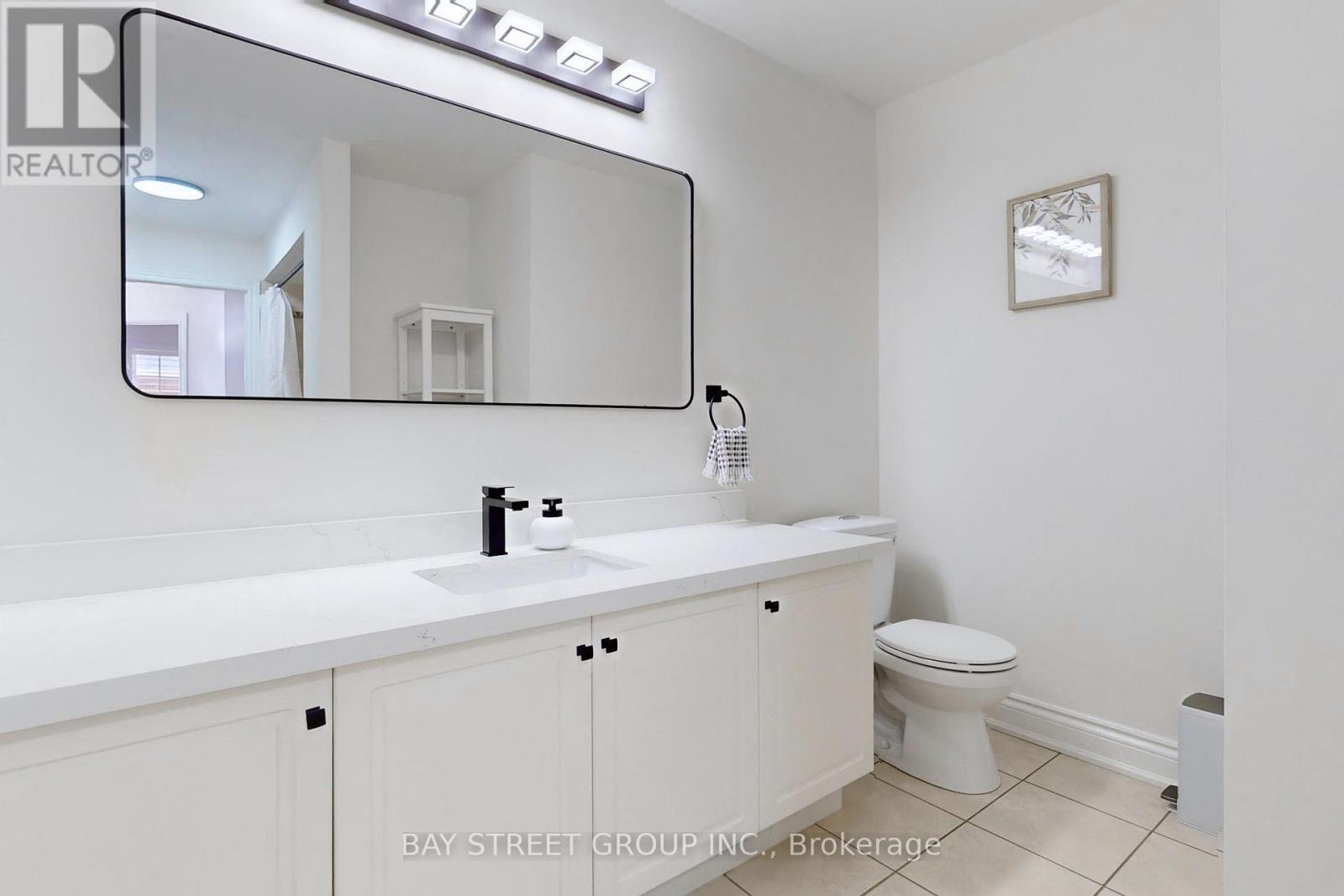 115 Colesbrook Road, Richmond Hill, Ontario  L4S 2G3 - Photo 29 - N12485018