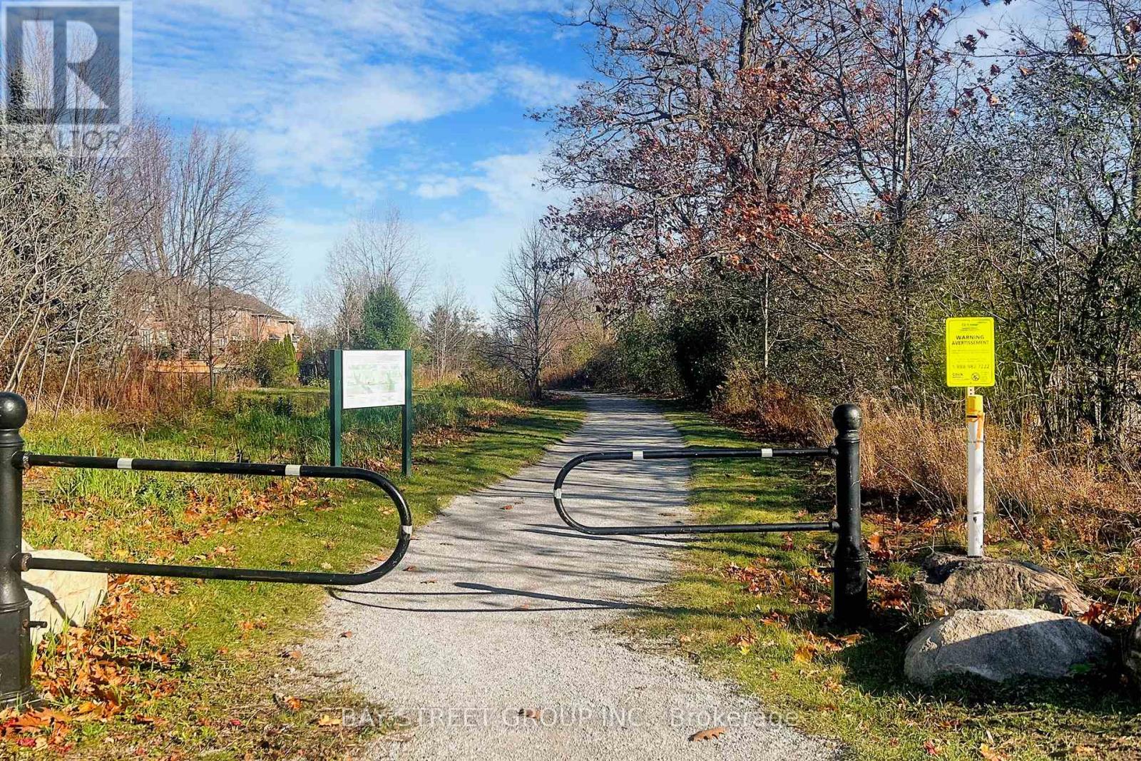 115 Colesbrook Road, Richmond Hill, Ontario  L4S 2G3 - Photo 35 - N12485018