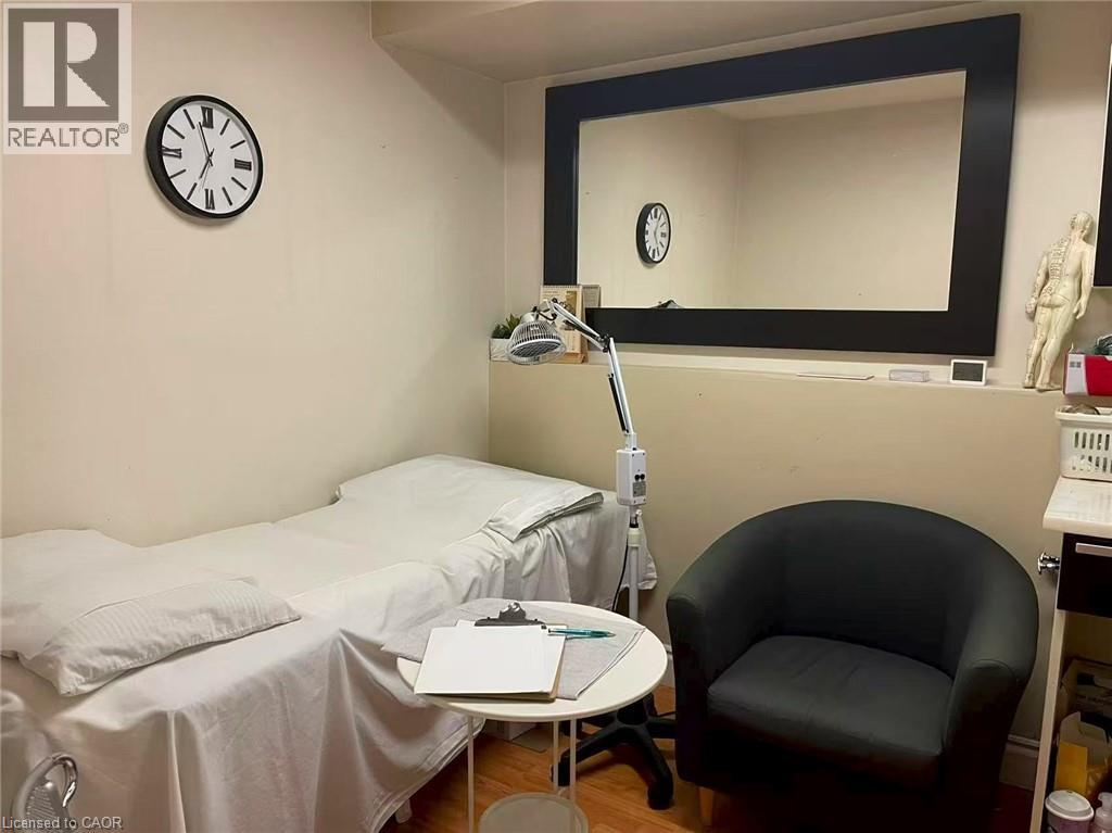 265 Queen Street S, Mississauga, Ontario  L5M 1L9 - Photo 12 - 40775076