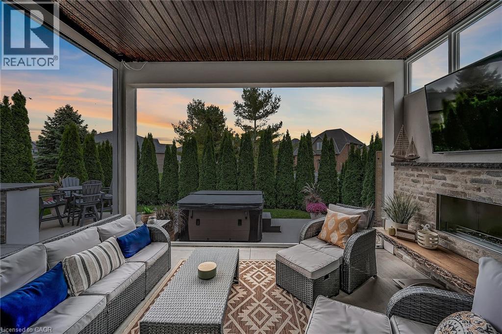 Property at 80 NEW LAKESHORE Road Unit# 21 image 4