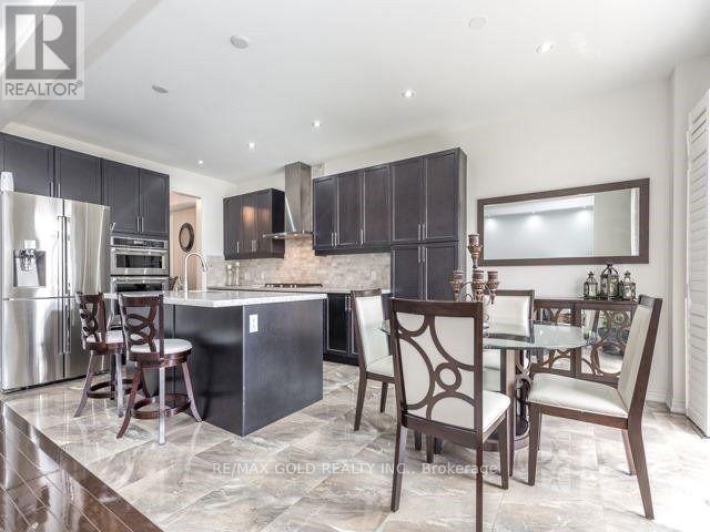 36 Haverstock Crescent, Brampton, Ontario  L7A 4E1 - Photo 7 - W12484982