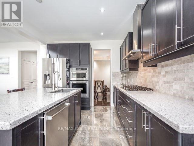 36 Haverstock Crescent, Brampton, Ontario  L7A 4E1 - Photo 8 - W12484982