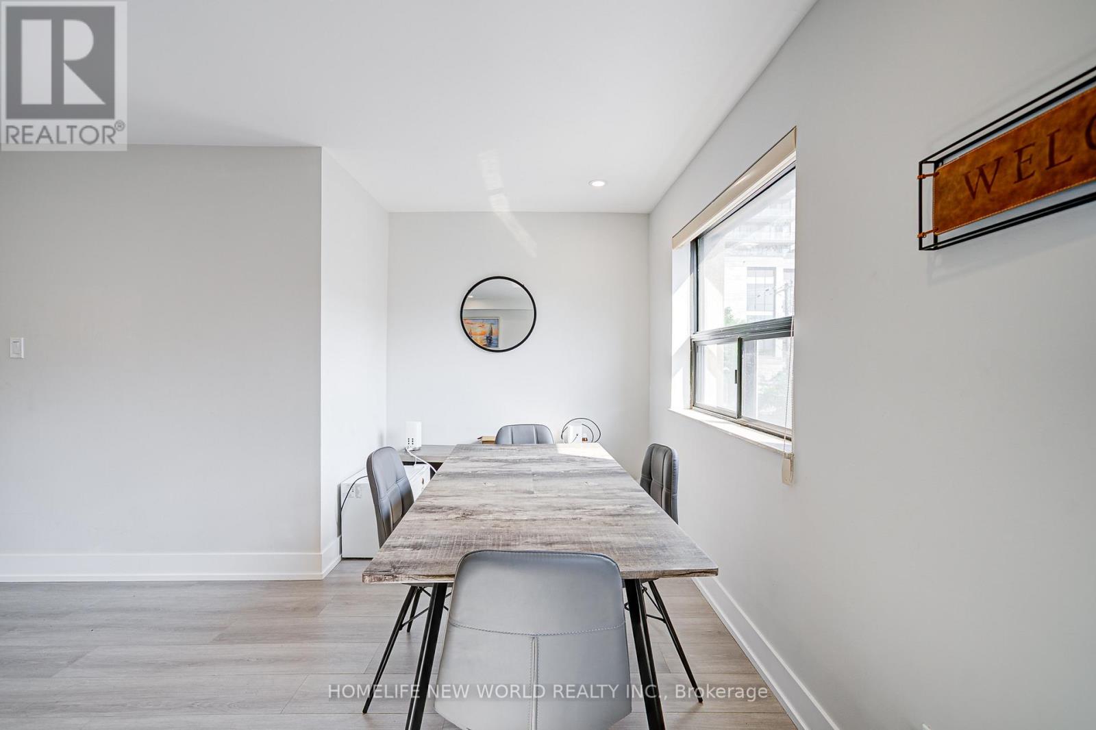 B - 133 Jefferson Avenue, Toronto, Ontario  M6K 3E4 - Photo 11 - W12484997