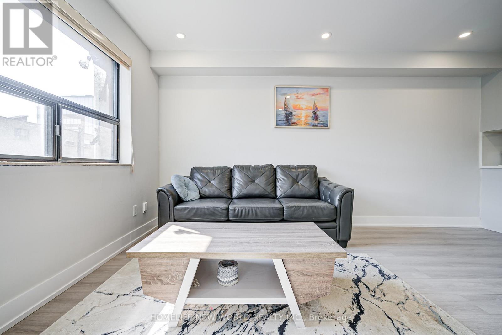 B - 133 Jefferson Avenue, Toronto, Ontario  M6K 3E4 - Photo 16 - W12484997