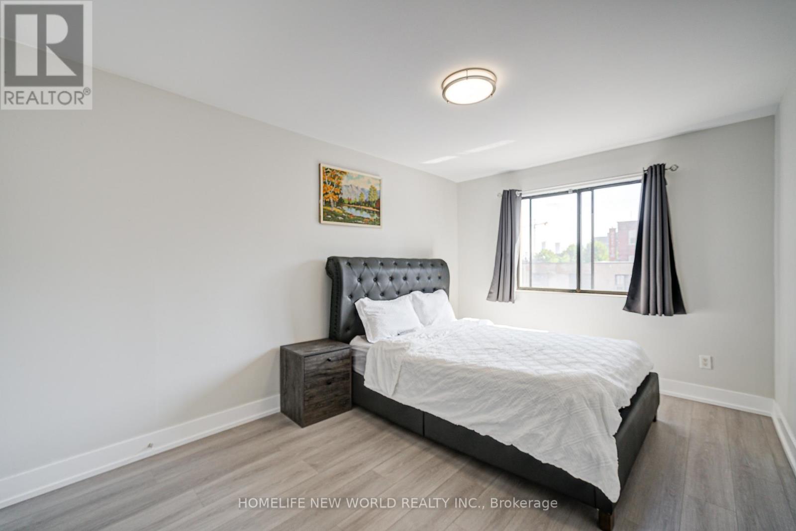 B - 133 Jefferson Avenue, Toronto, Ontario  M6K 3E4 - Photo 31 - W12484997