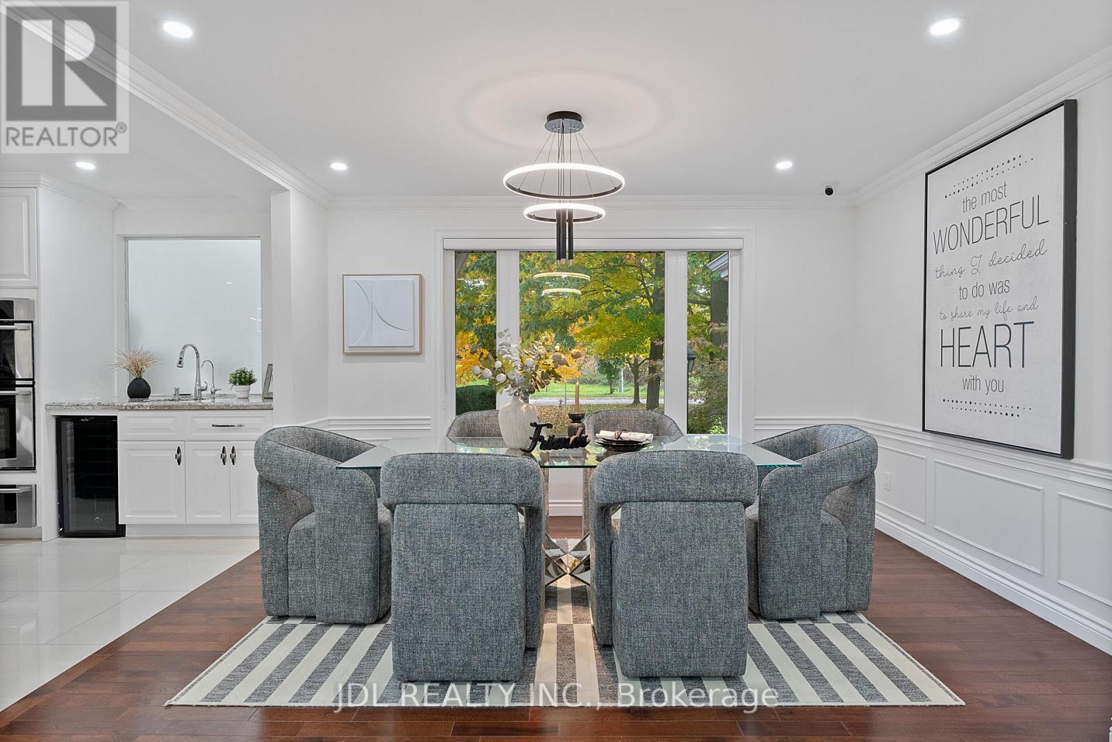 1859 Lincoln Green Close, Mississauga, Ontario  L5K 1C4 - Photo 24 - W12485007