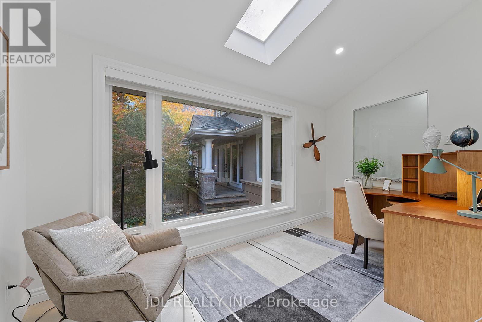 1859 Lincoln Green Close, Mississauga, Ontario  L5K 1C4 - Photo 30 - W12485007