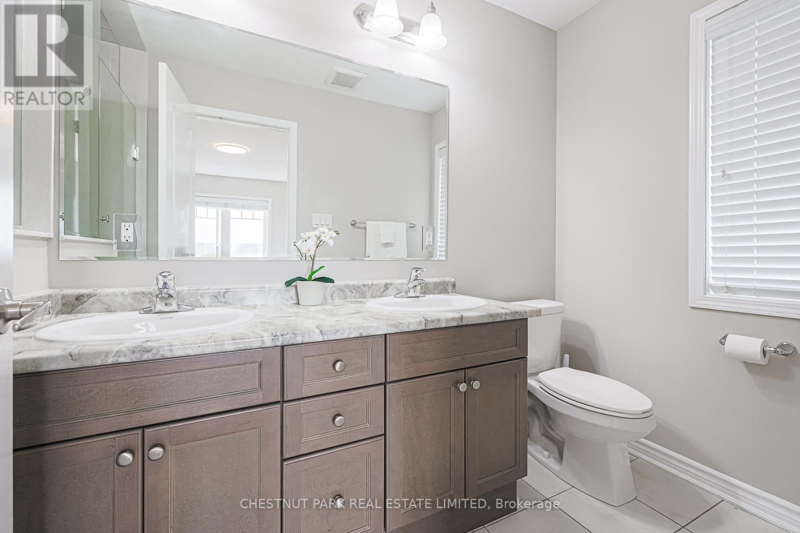 565 Edenbrook Hill Drive, Brampton, Ontario  L7A 4T6 - Photo 21 - W12485008