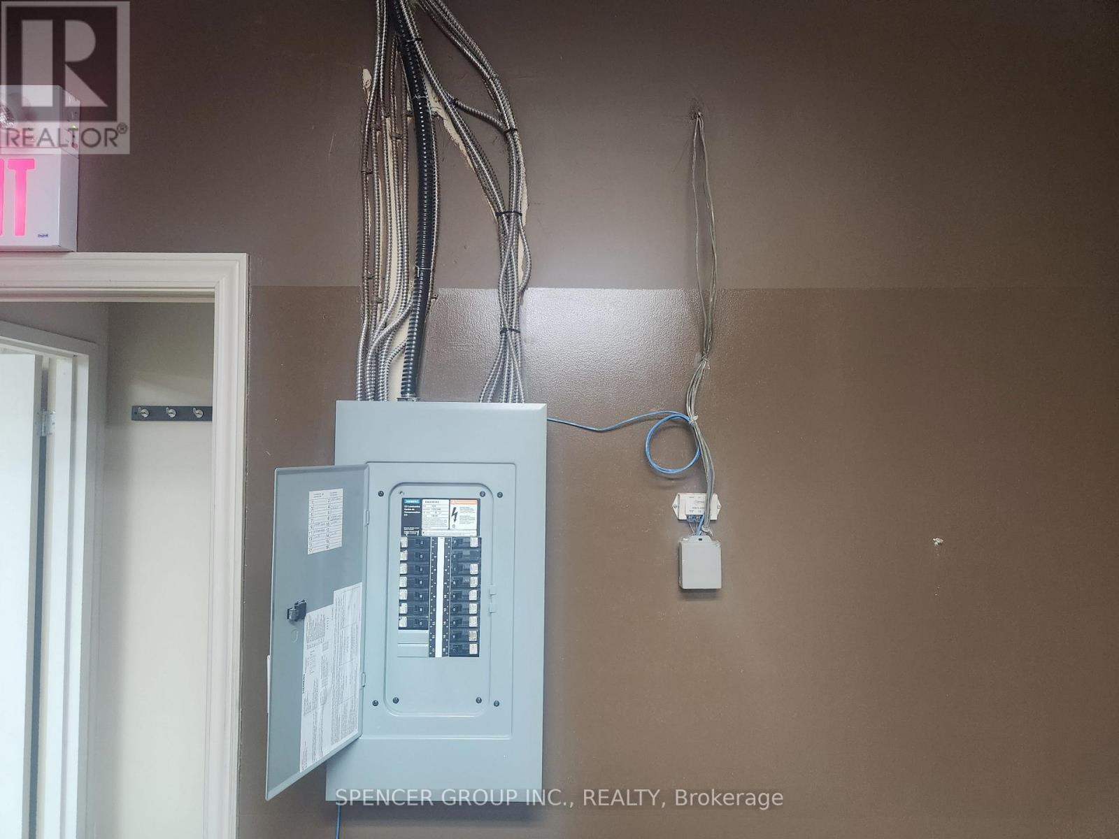 12 - 7003 Steeles Avenue W, Toronto, Ontario  M9W 0A2 - Photo 16 - W12485013