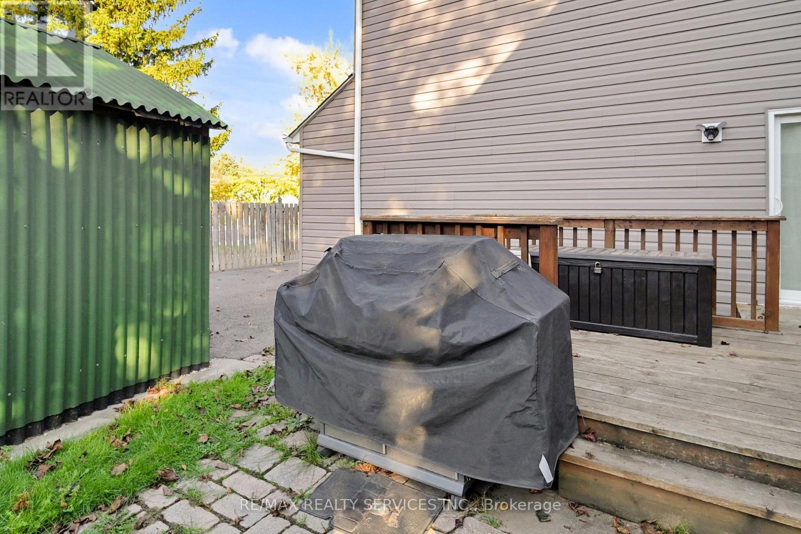 2 Hector Court, Brampton, Ontario  L6S 1P1 - Photo 35 - W12485022