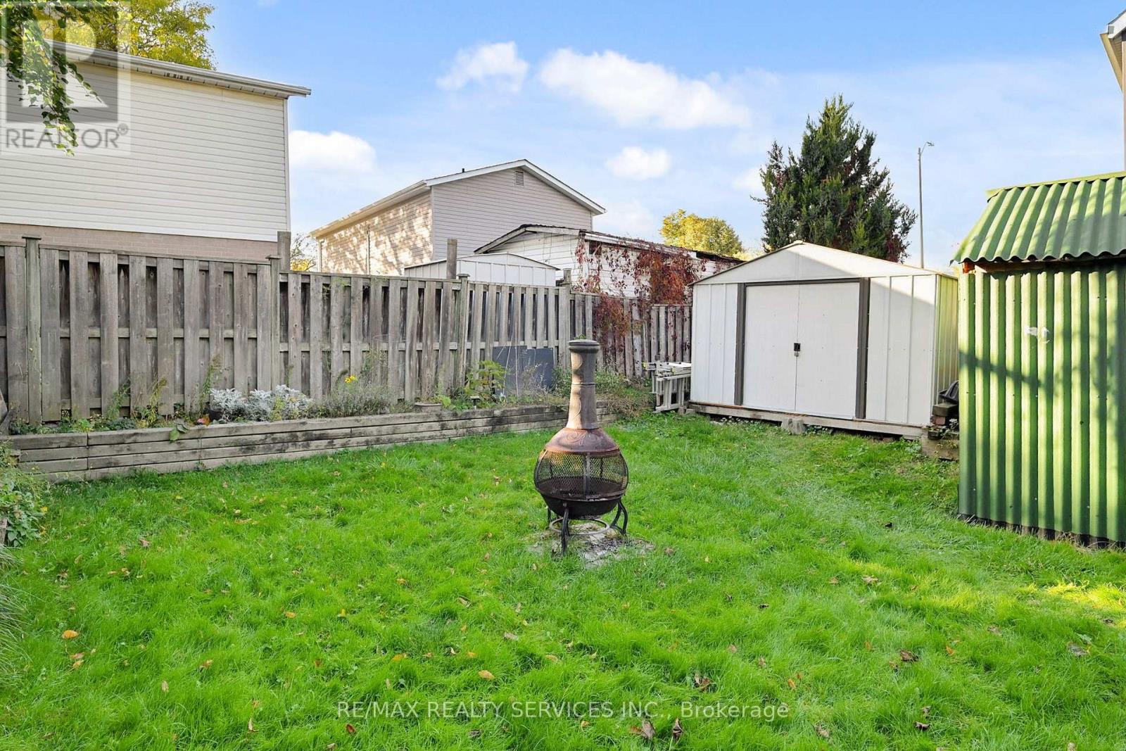 2 Hector Court, Brampton, Ontario  L6S 1P1 - Photo 37 - W12485022