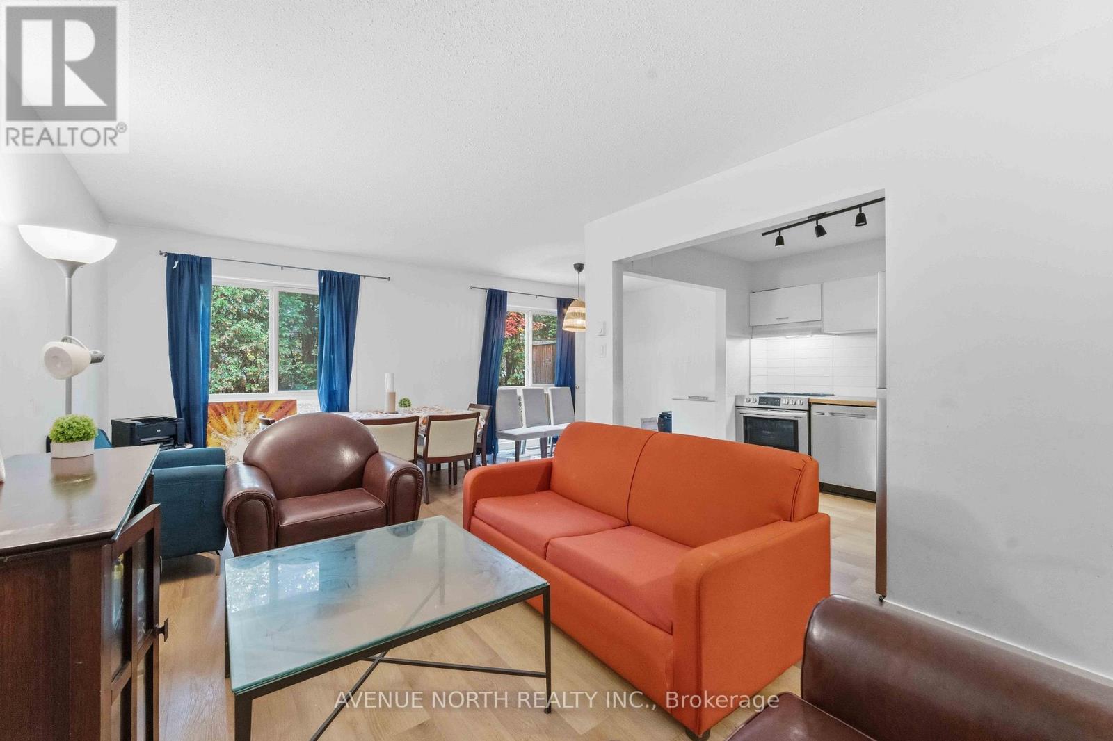 11k - 2080 Ogilvie Road, Ottawa, Ontario  K1J 7N8 - Photo 11 - X12484784