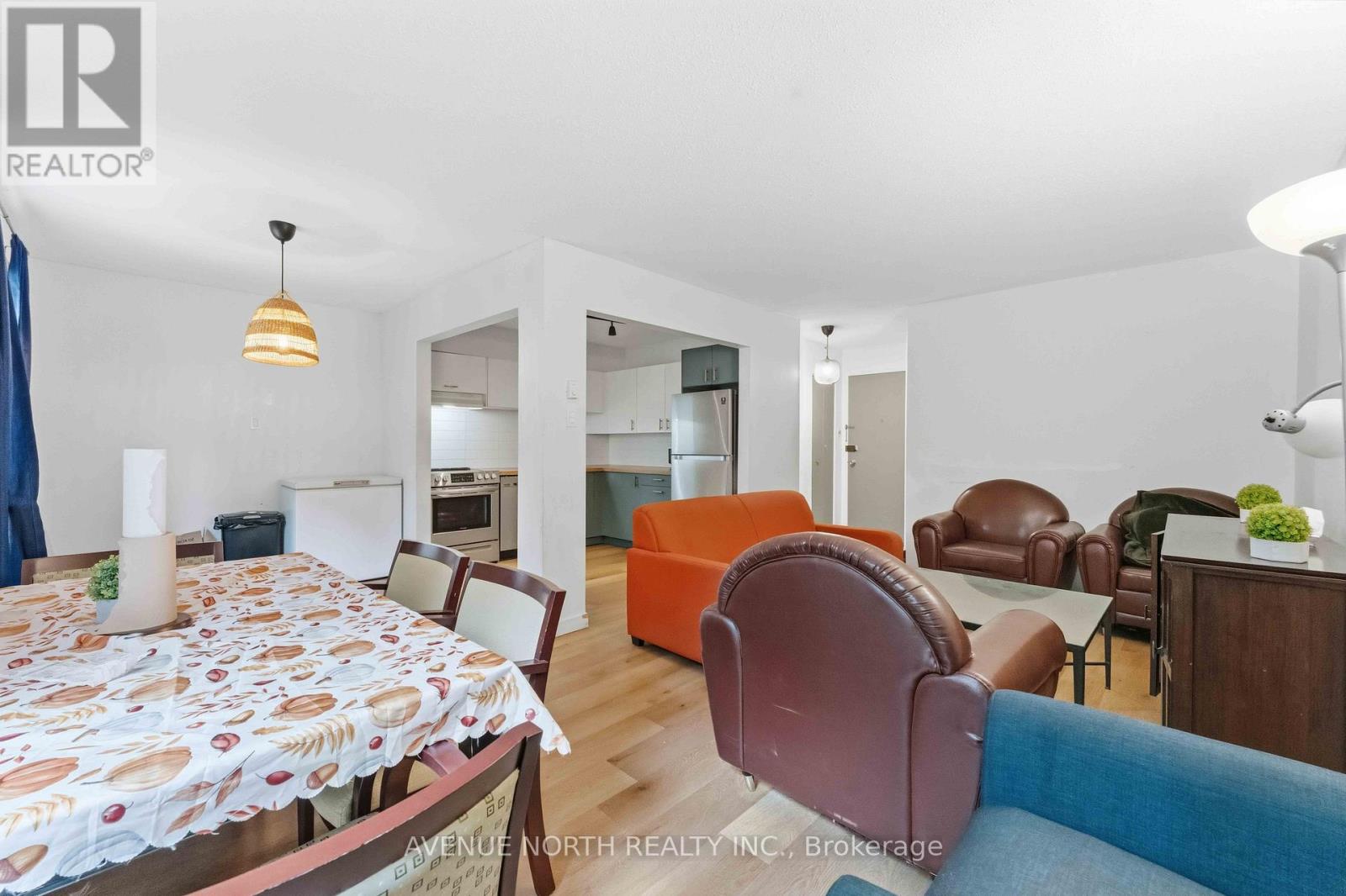 11k - 2080 Ogilvie Road, Ottawa, Ontario  K1J 7N8 - Photo 9 - X12484784