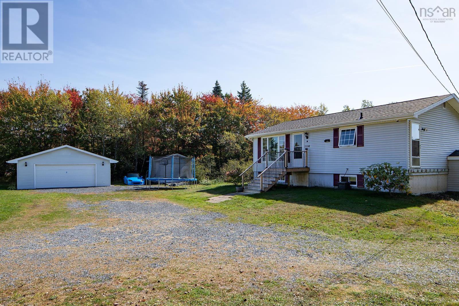 1114 Pockwock Road, Hammonds Plains, Nova Scotia  B4B 1P2 - Photo 7 - 202526713