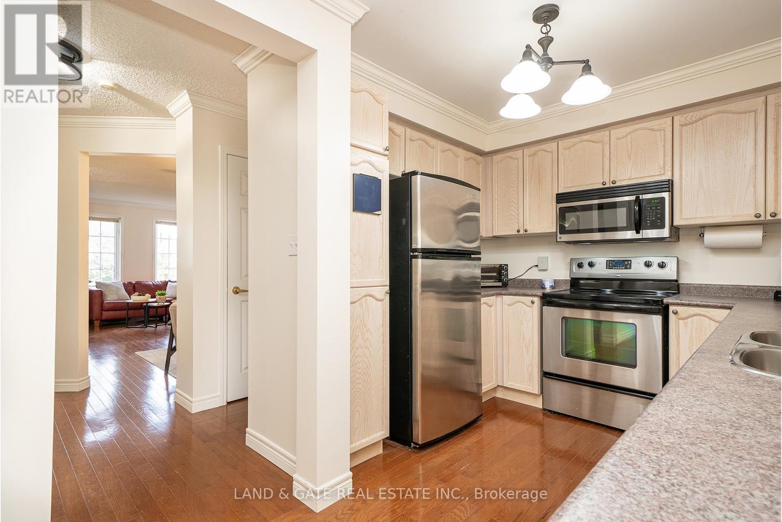 1389 Hancox Court, Peterborough, Ontario  K9K 2M1 - Photo 7 - X12485045