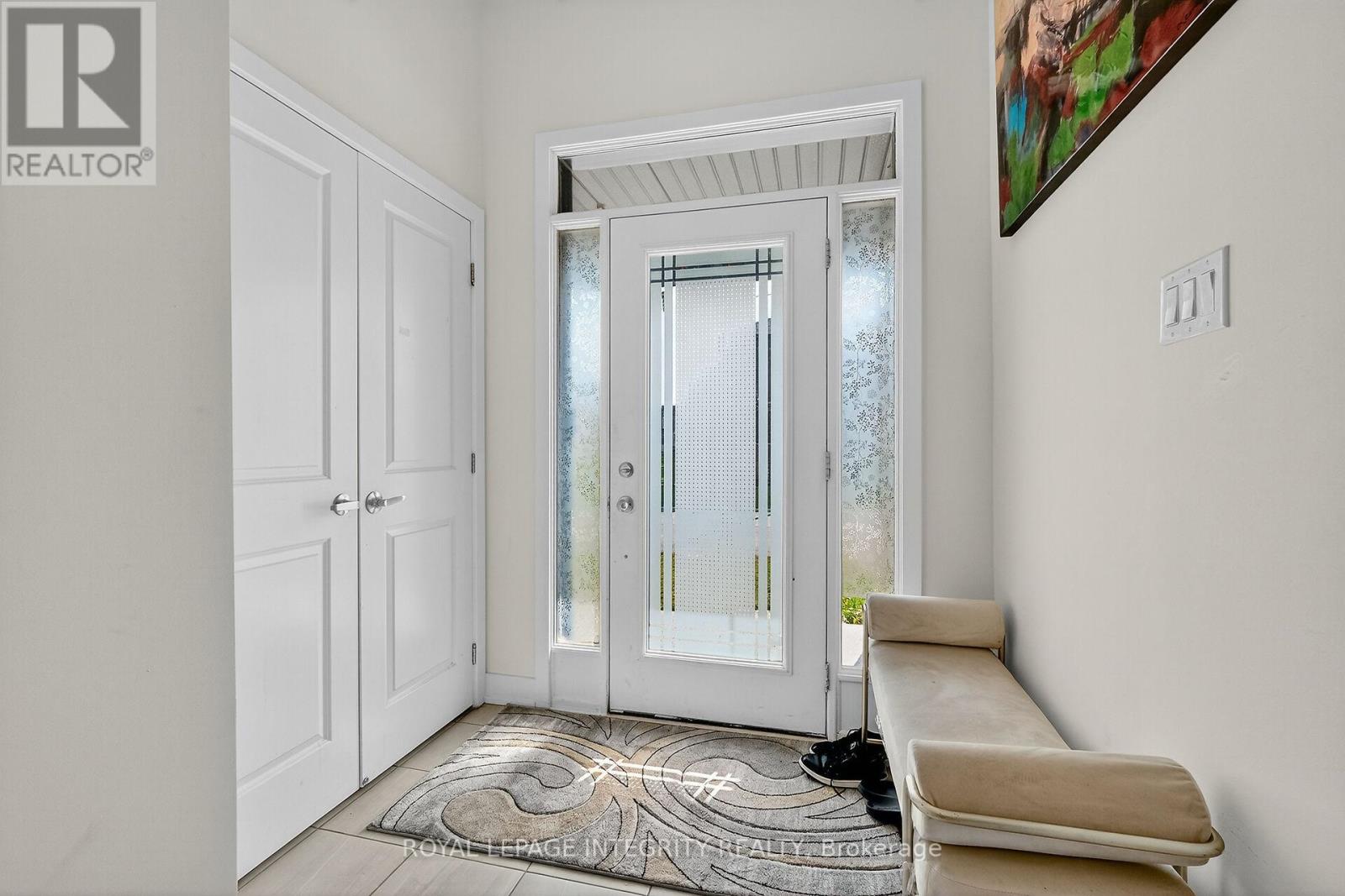 2025 Allegrini Terrace, Ottawa, Ontario  K2S 2S7 - Photo 3 - X12485048