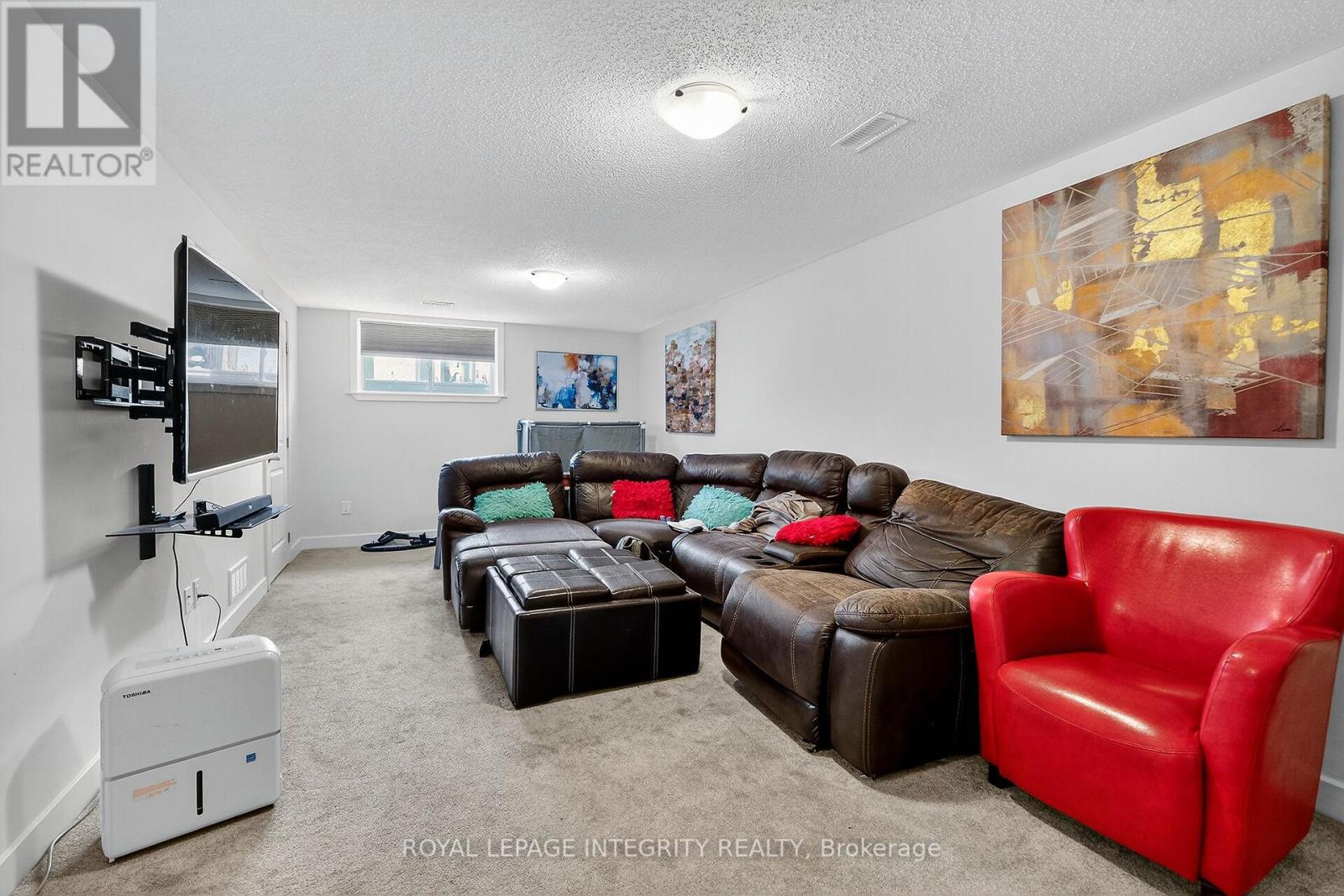 2025 Allegrini Terrace, Ottawa, Ontario  K2S 2S7 - Photo 31 - X12485048