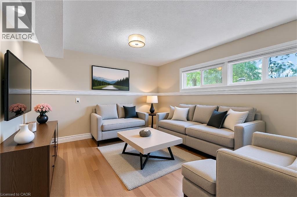 617 Scenic Drive, Hamilton, Ontario  L9C 1H2 - Photo 38 - 40738858