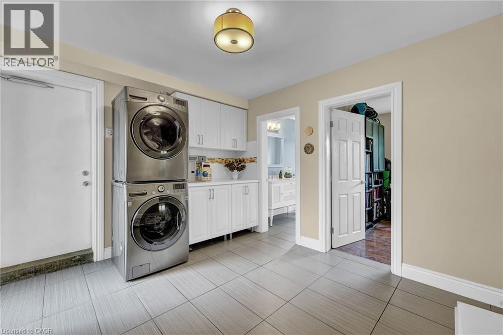 617 Scenic Drive, Hamilton, Ontario  L9C 1H2 - Photo 35 - 40738858